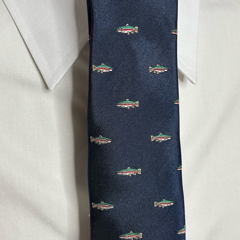 NEW- Class Club Navy Boy’s Tie with Fish Design - Picture 2 of 2